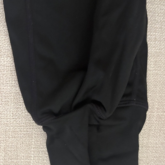 Source Unknown Black Athletic Leggings - Picture 5 of 5